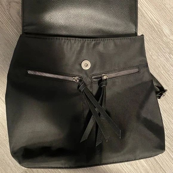 Botkier trigger backpack - Picture 5 of 5